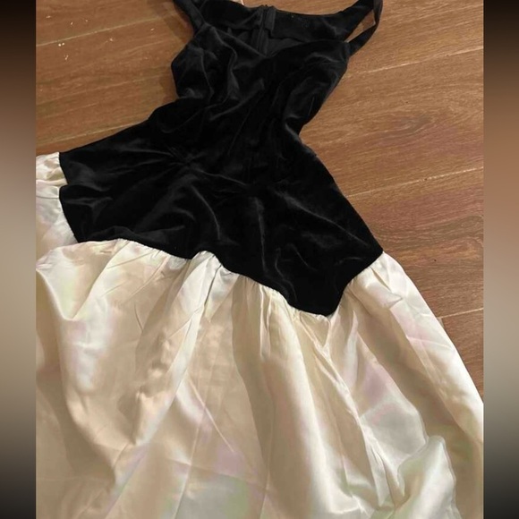 Velvet Grace A-Line Midi Dress - Picture 6 of 7